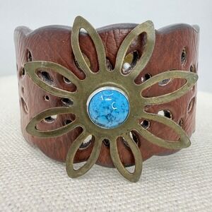 Tandy Leather Cuff Bracelet Brown Floral Cutout Brass Flower Snap
